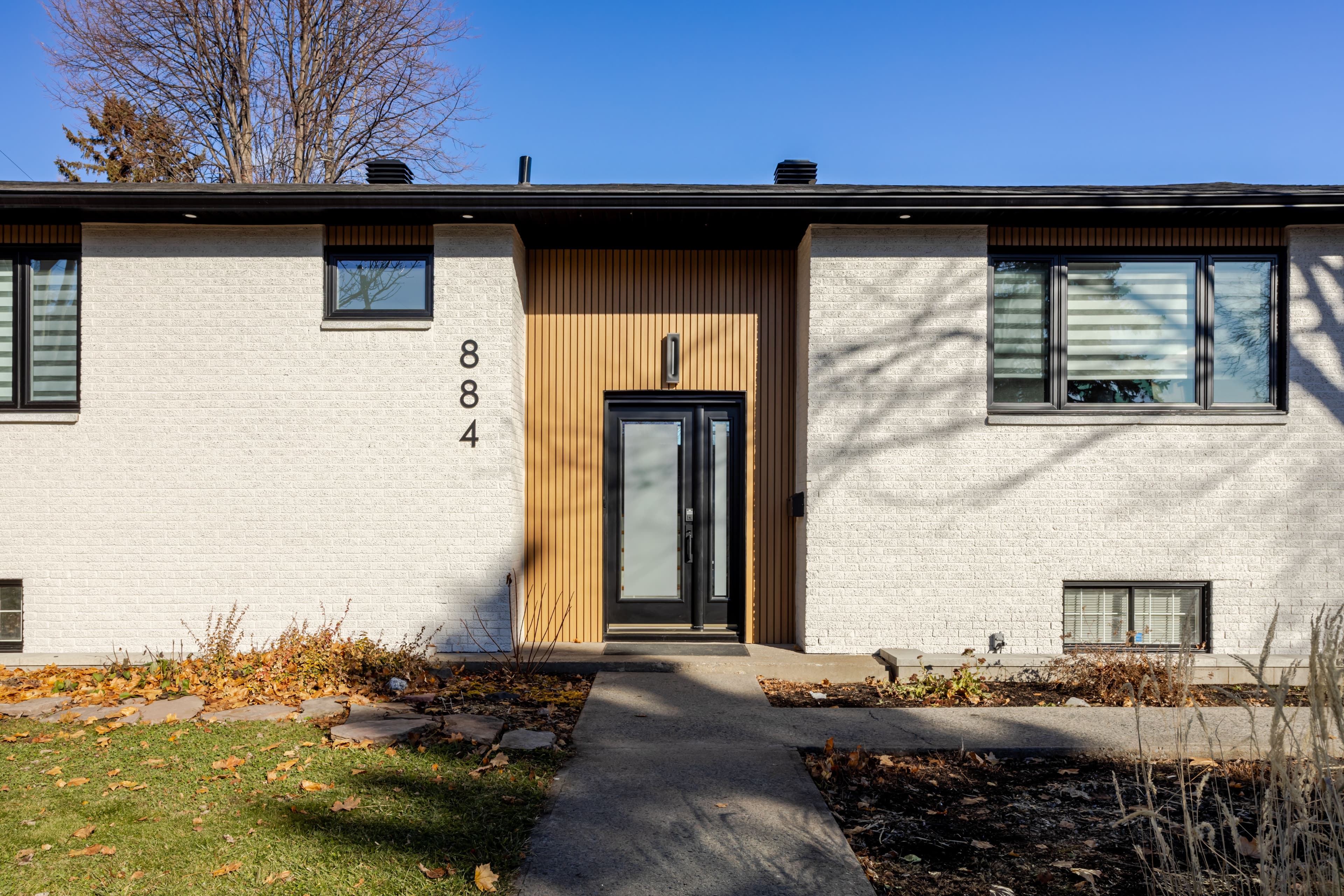 Revêtement en composite NewTechWood & en a cier MAC Metal | Rive sud de Montréal