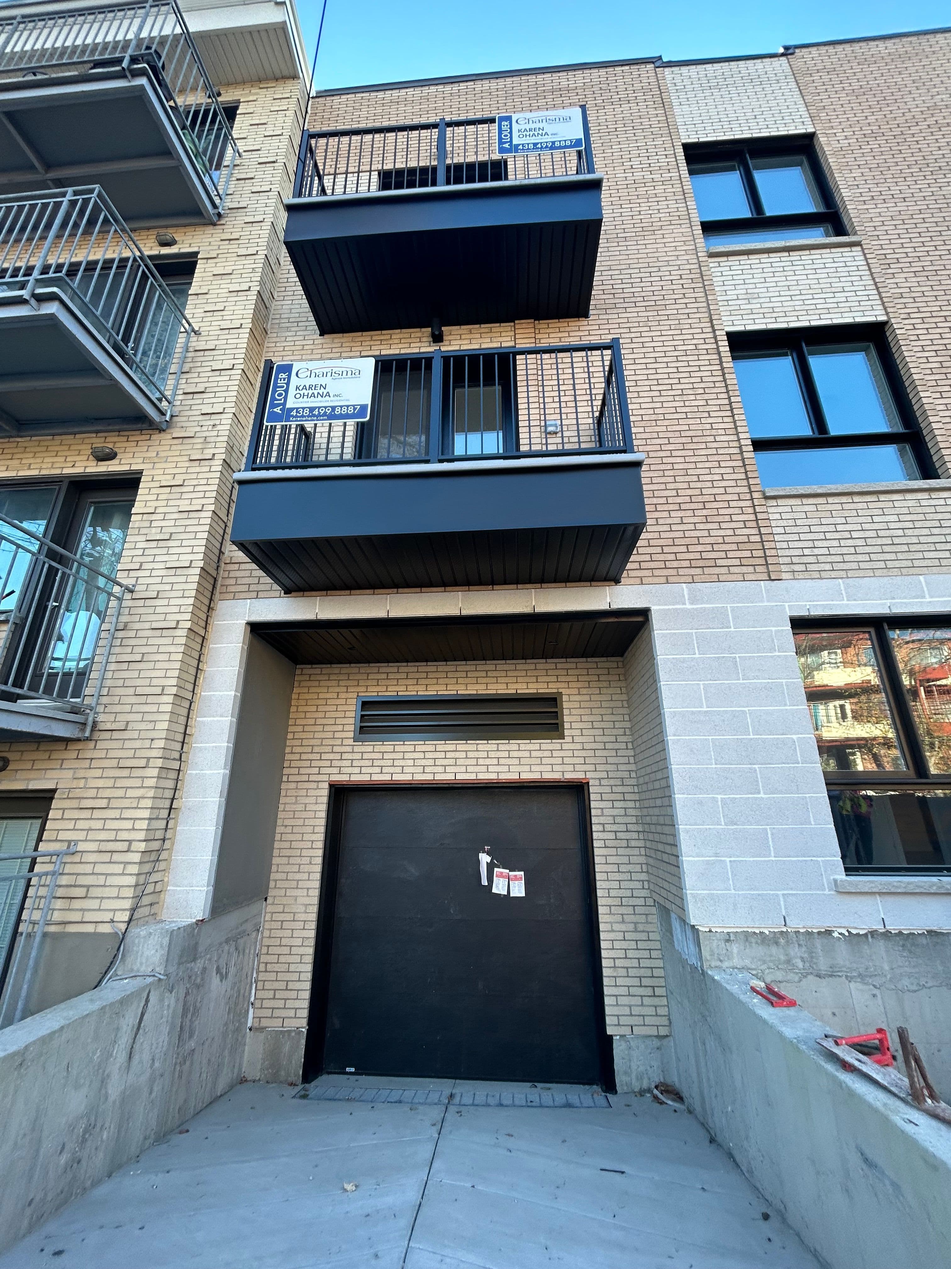 Finition extérieure multi-logement neuf | Ville Saint-Laurent